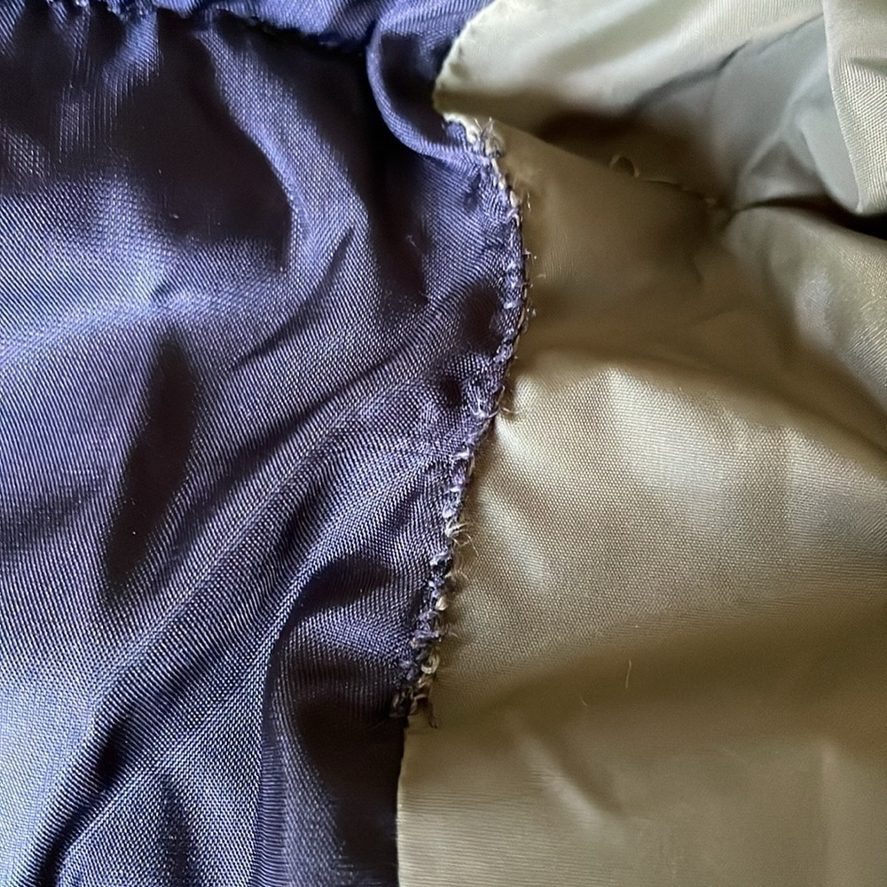 Cirrus puffer vest  size - Picture 7 of 12